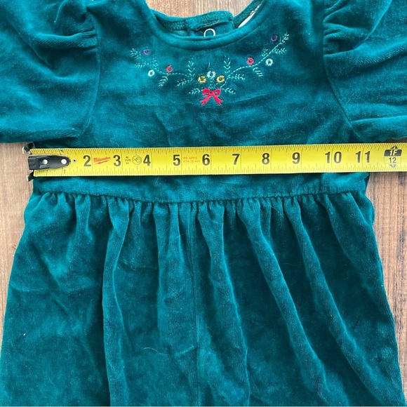 Carters Vintage Green Velour Romper Christmas Embroidered Size 18 Months - Picture 3 of 7